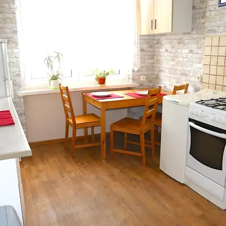 - Ul Grochowa דירה *