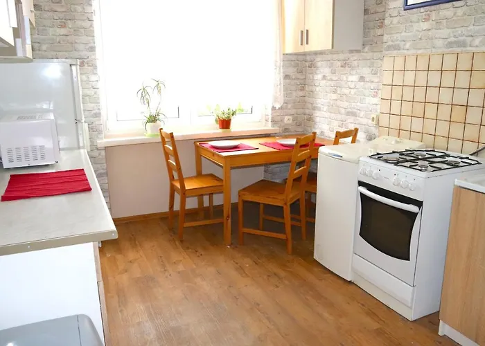 - Ul Grochowa Apartment *